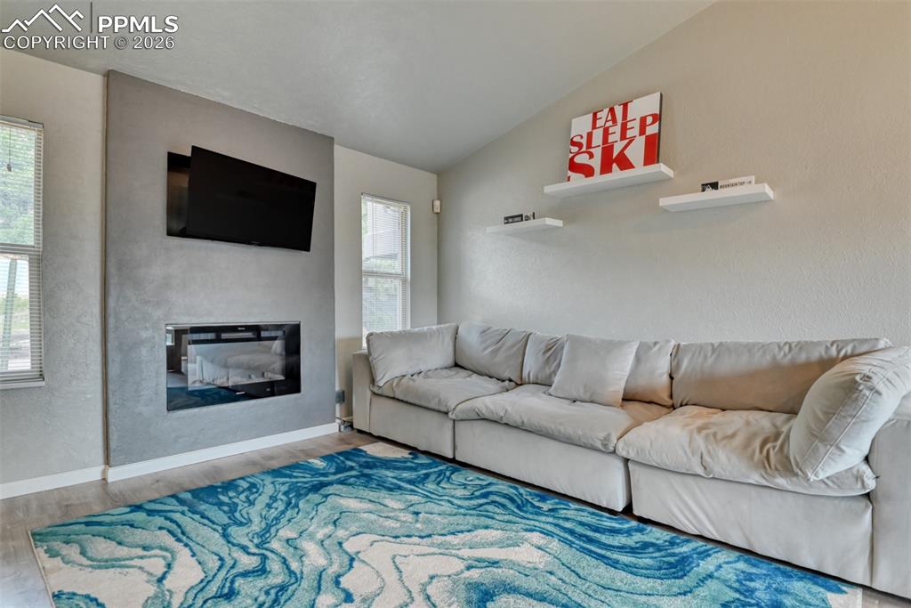 1420 Territory Trail