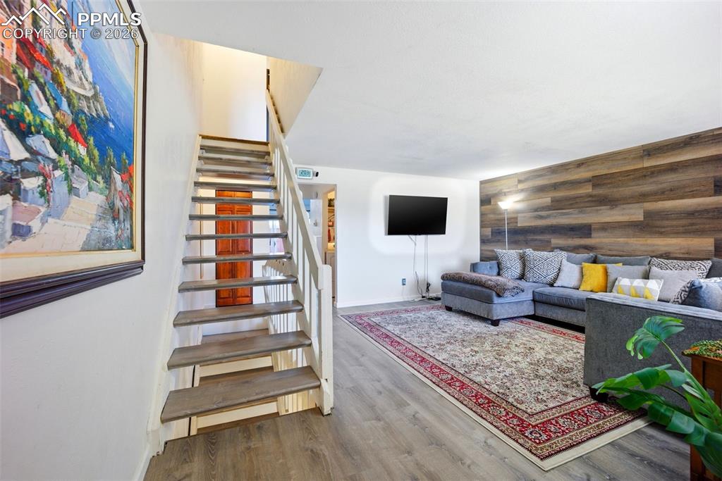 360 W Rockrimmon Boulevard F