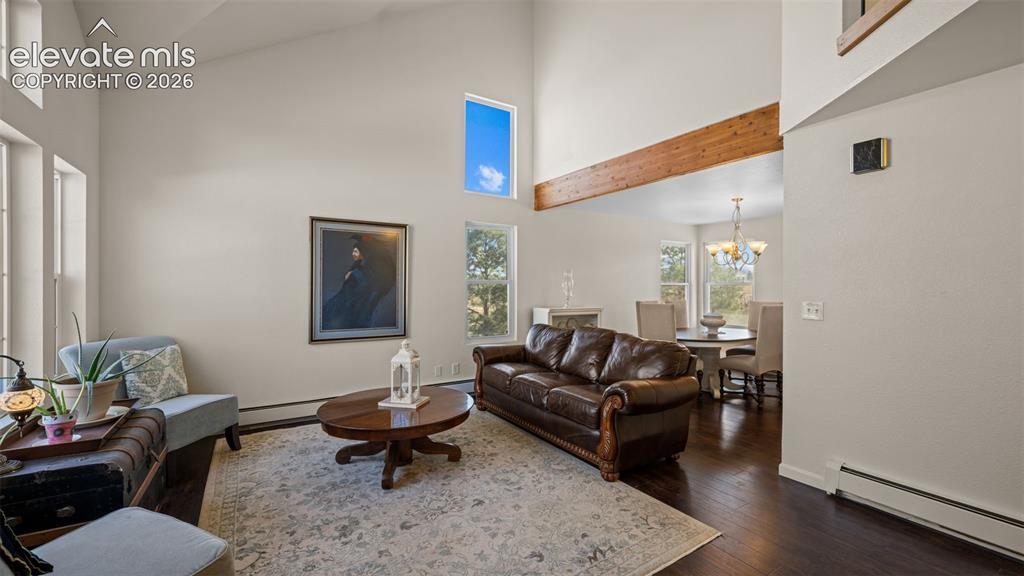 1724 Kiowa Trail