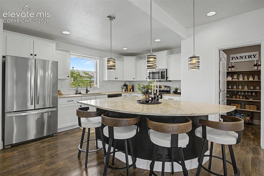 6712 Lucky Star Lane