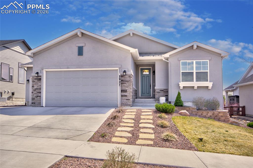 2927 Golden Meadow Way