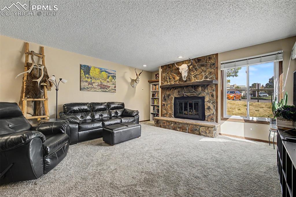 1140 Magic Lamp Way 3