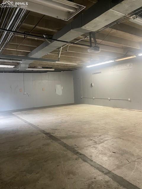 1524 N Circle Drive 1526 1/2 B