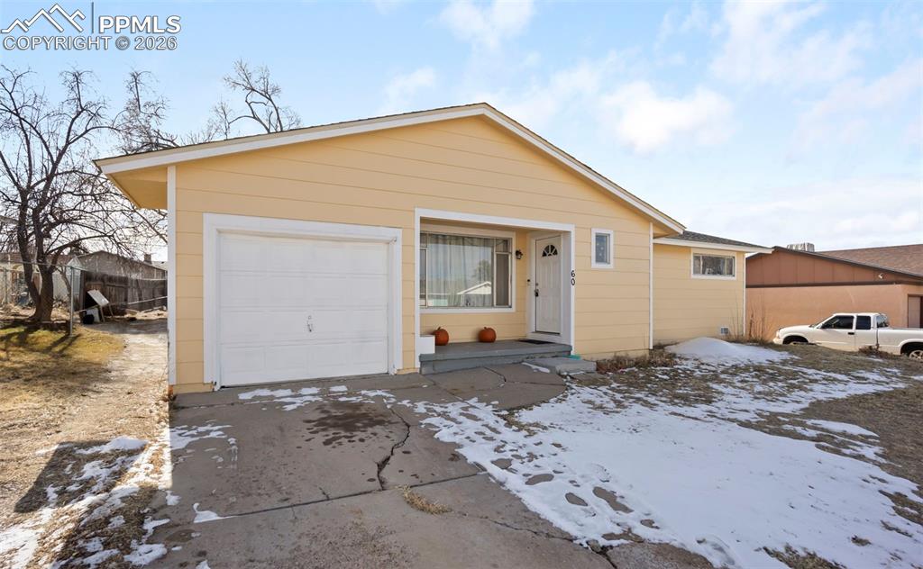 60 Loch Lomond Lane