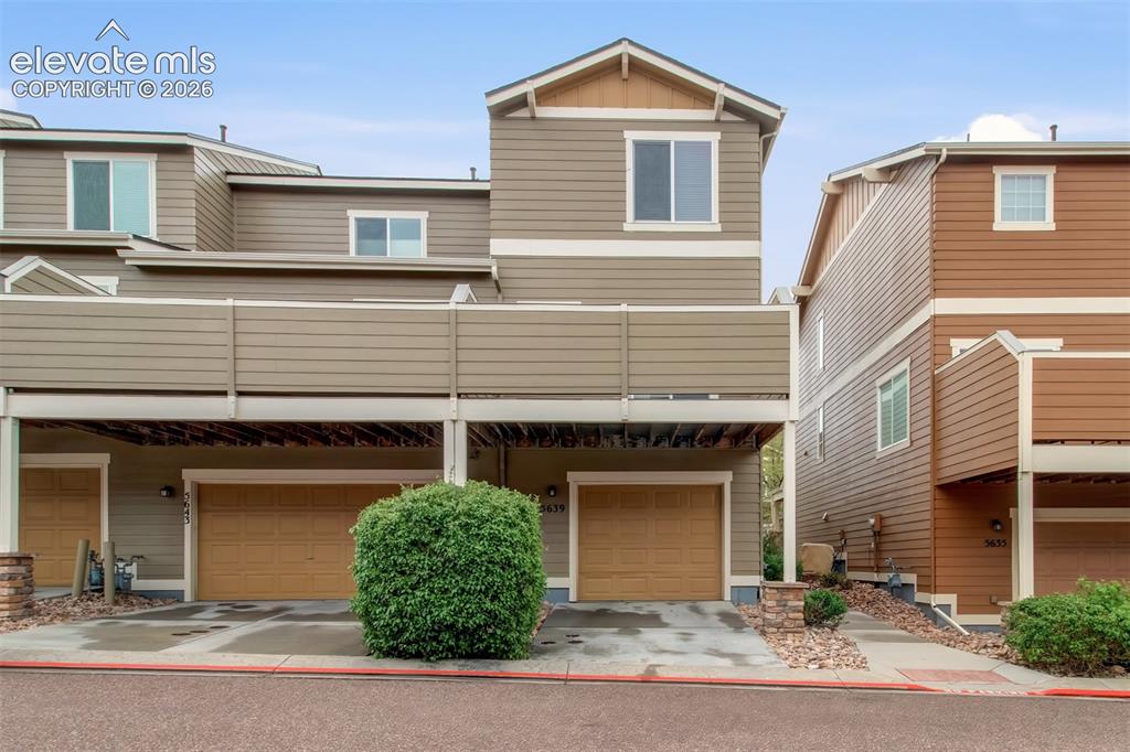 5639 Celtic Cross Grove