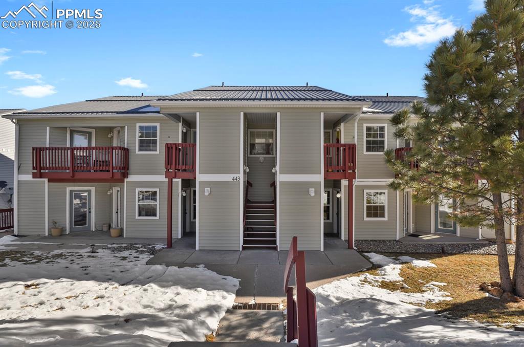 443 S 1st Street 23