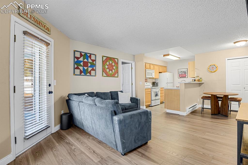 443 S 1st Street 23