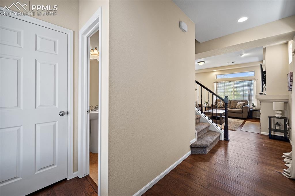 8345 Longleaf Lane
