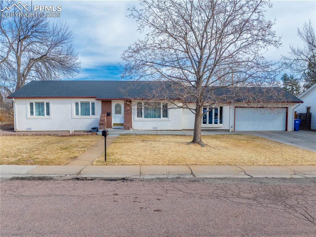 124 E Circle Drive