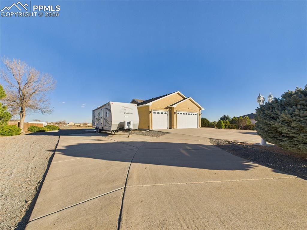 36 S Rolling Prairie Drive