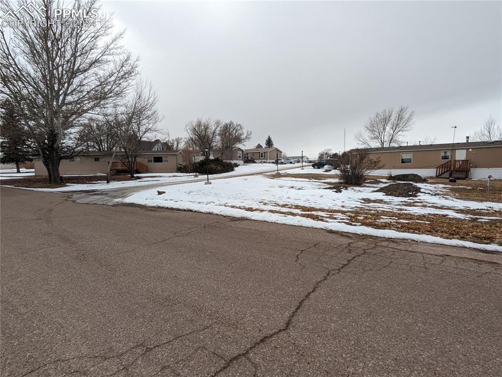 875 & 895 Monument Street