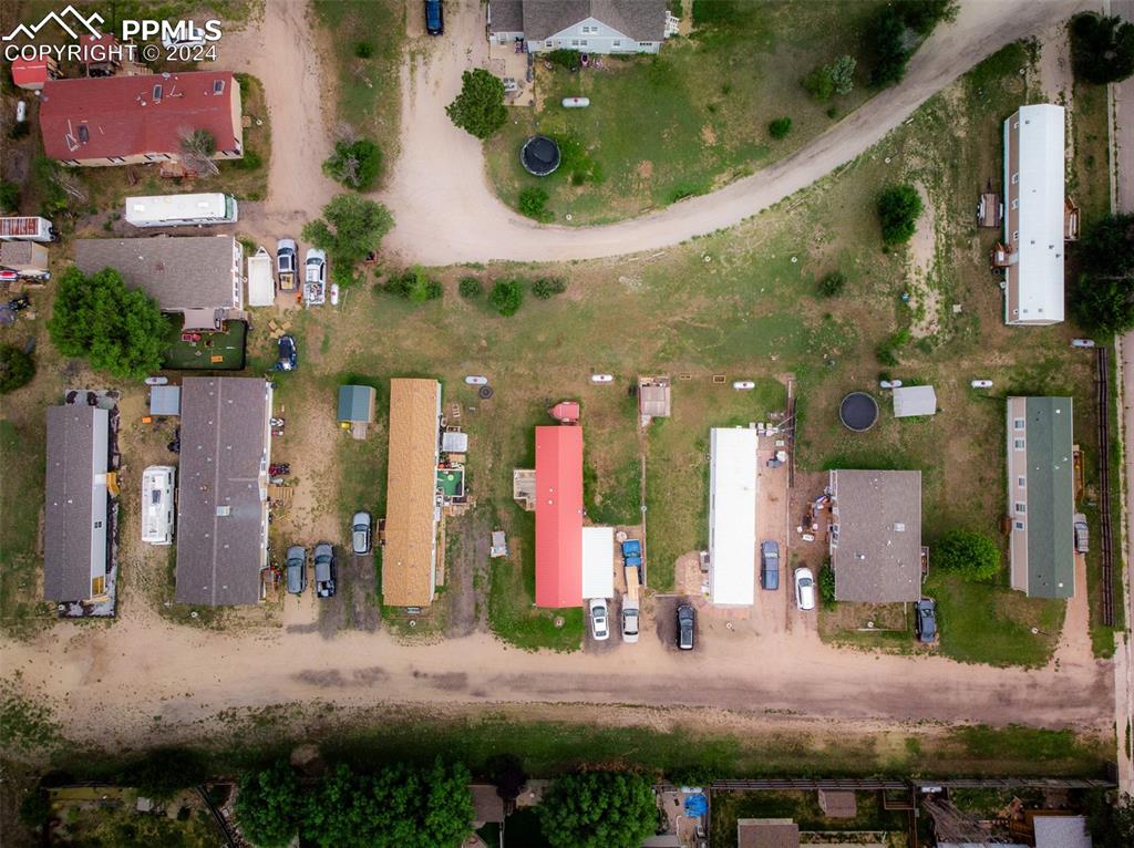 875 & 895 Monument Street