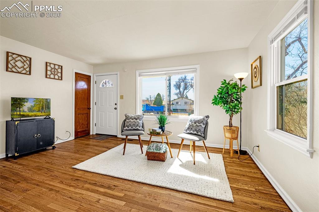 1124 E Las Animas Street