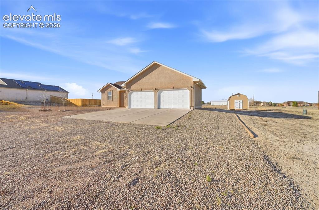 1169 E Canary Drive