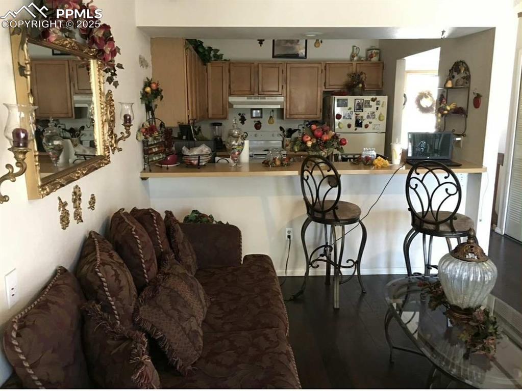 4537 Lamplighter Circle