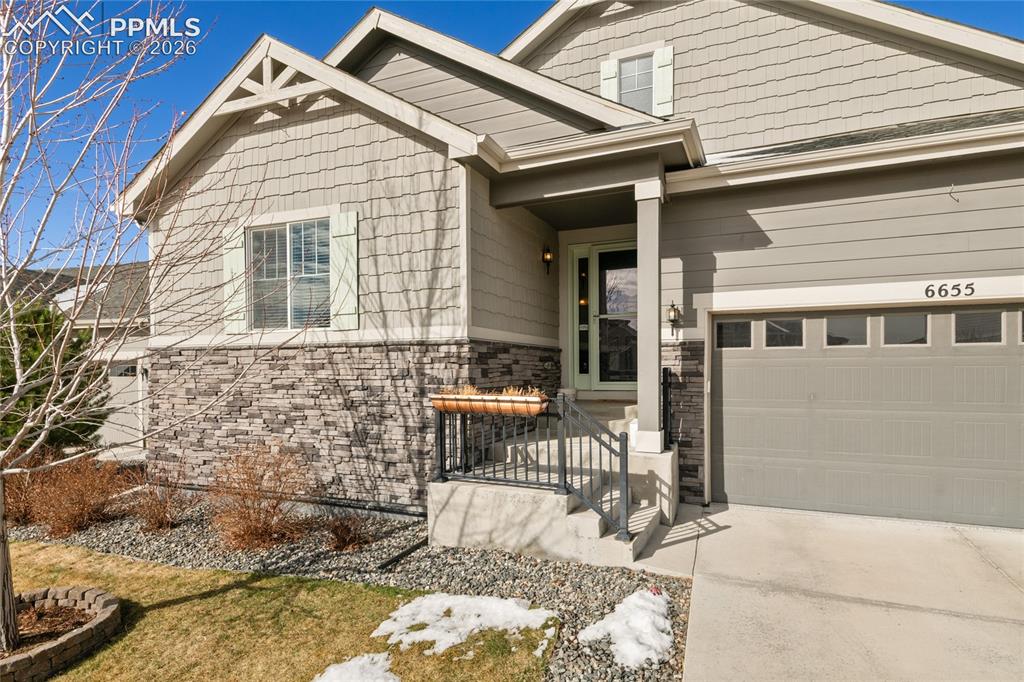6655 Mentha Drive