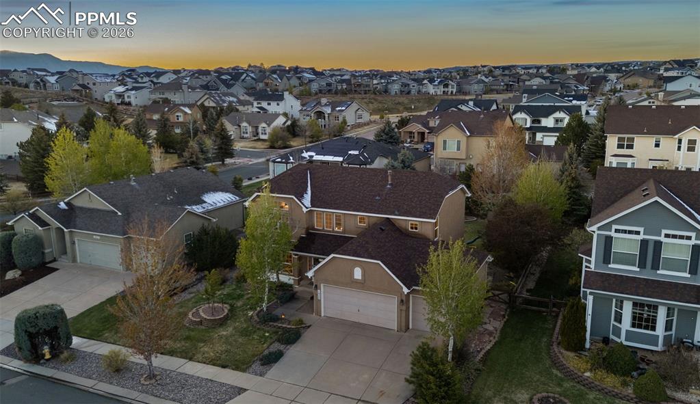 1922 Fieldcrest Drive