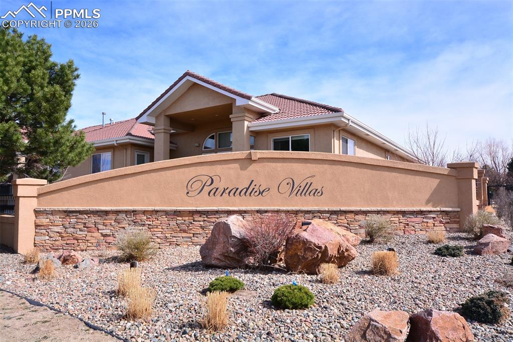 13688 Paradise Villas Grove