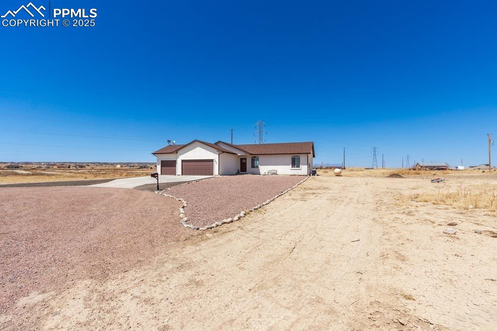 1075 E Buffalo Bill Lane