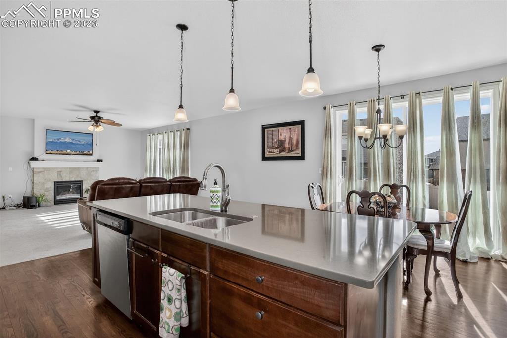 8521 Dry Needle Place