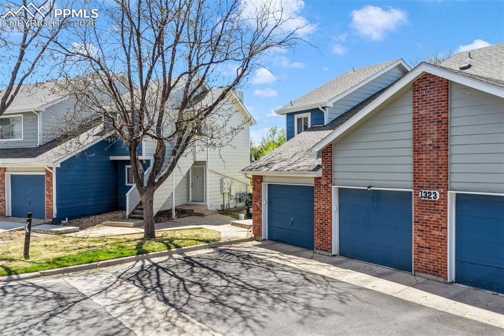 1323 S Cathay Court 202