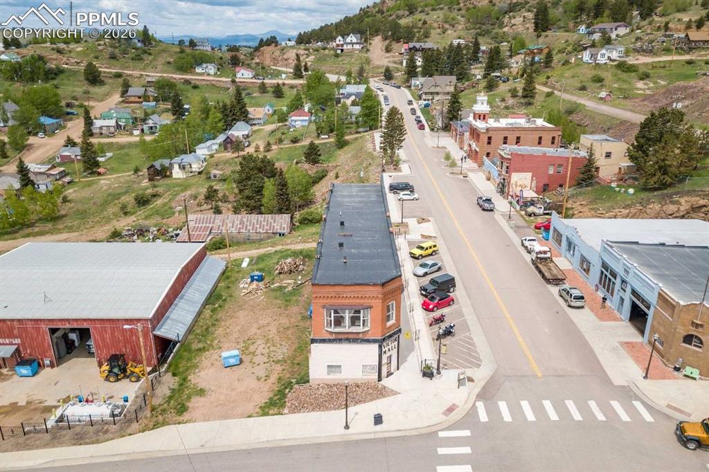 400 Victor Avenue