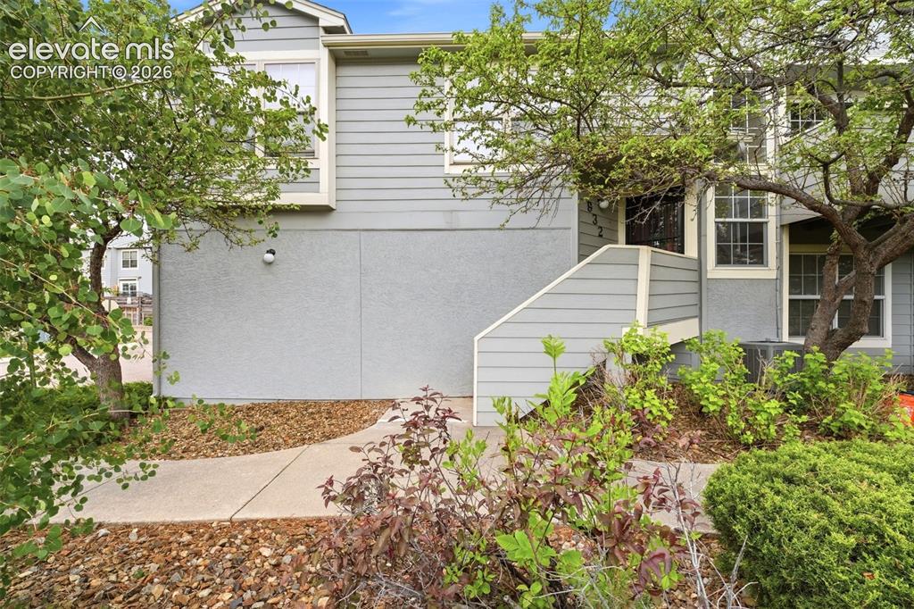 932 Tampico Court