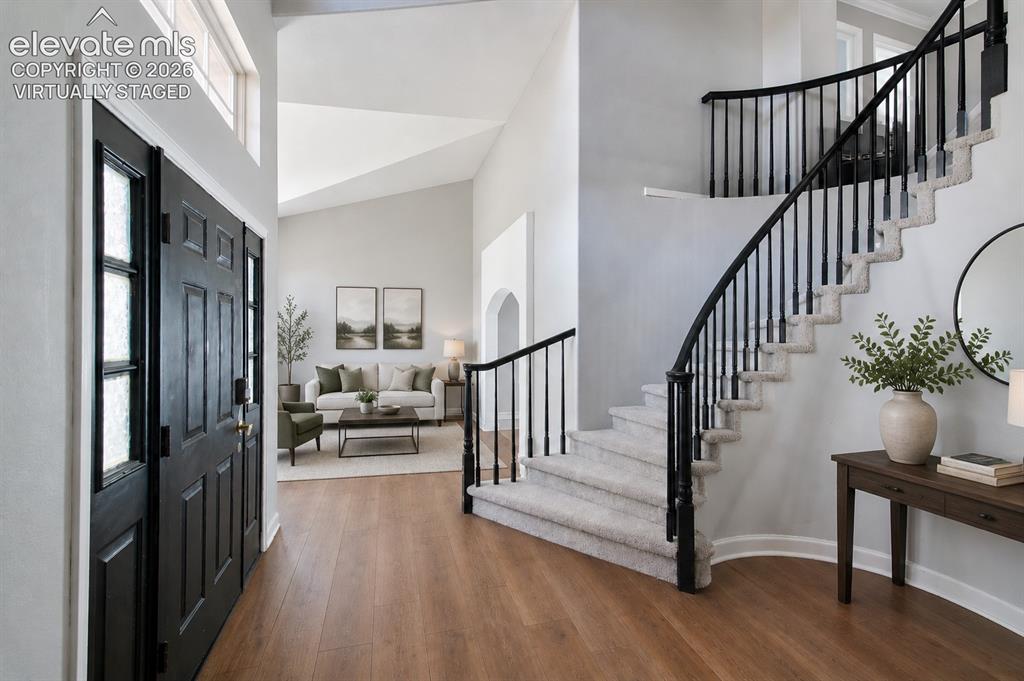 5655 Saddle Rock Road