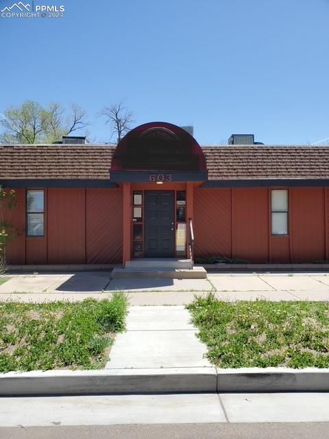 707 E Moreno Avenue