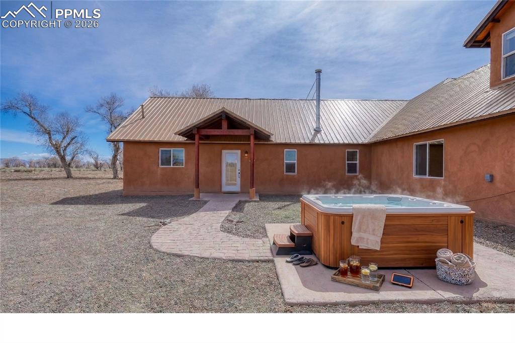14285 County Road E.5