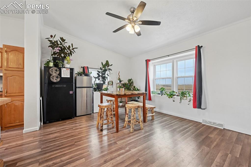 1498 Spotted Owl Way