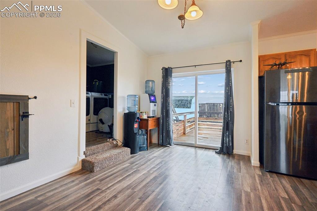 1498 Spotted Owl Way