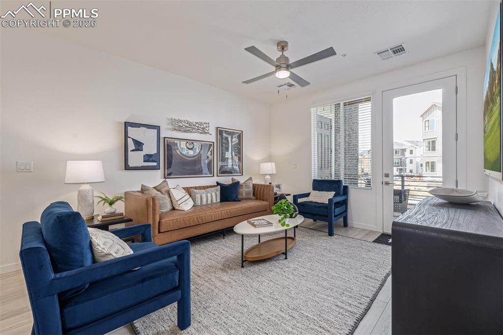 2232 Arikaree Heights 102