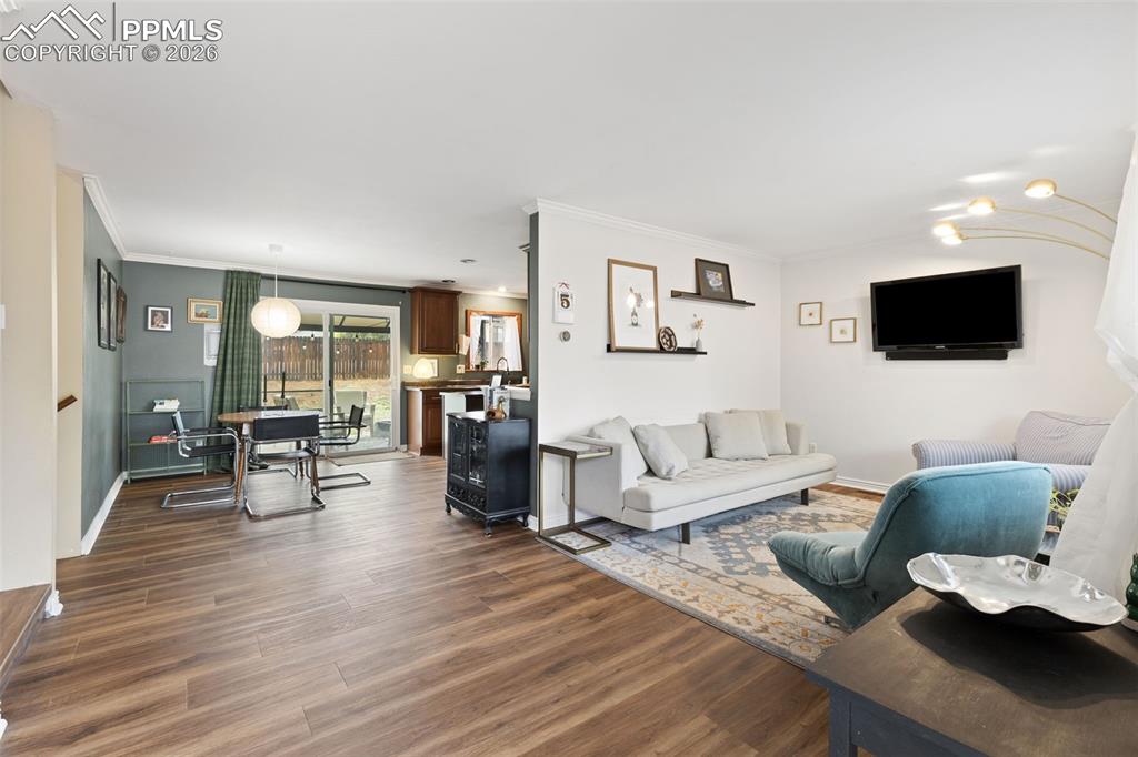 3288 W Parade Circle