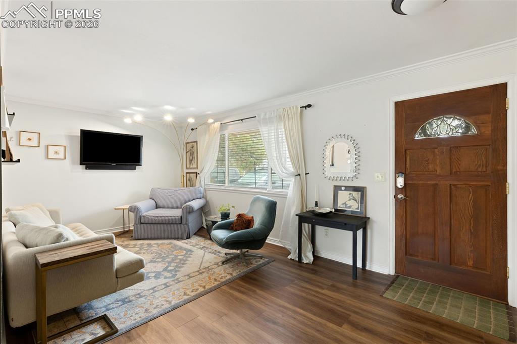 3288 W Parade Circle