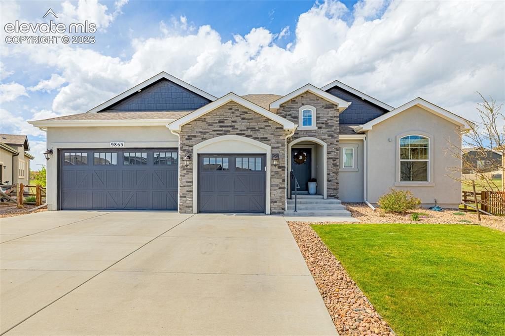 9863 Fairway Glen Drive