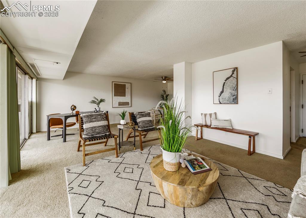 411 Lakewood Circle A1204