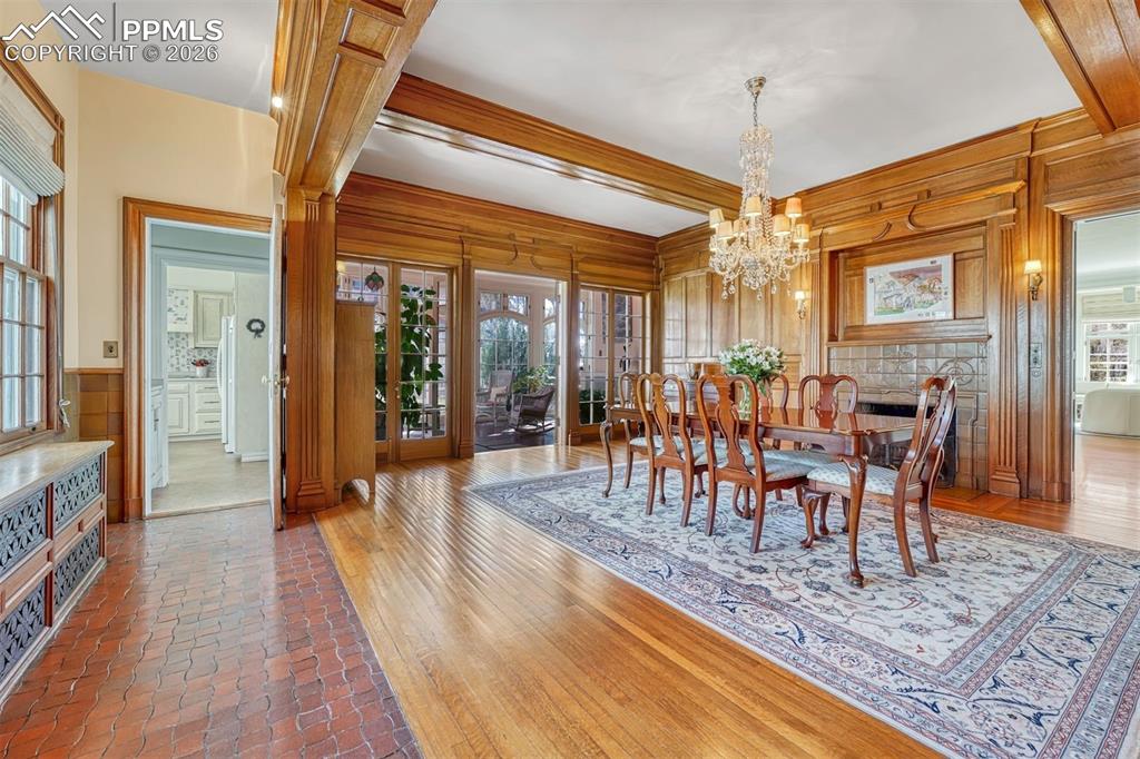 1415 N Cascade Avenue