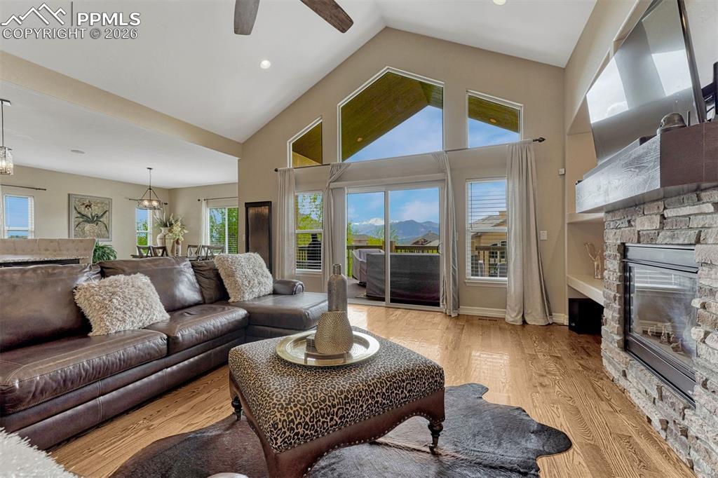 13258 Dominus Way
