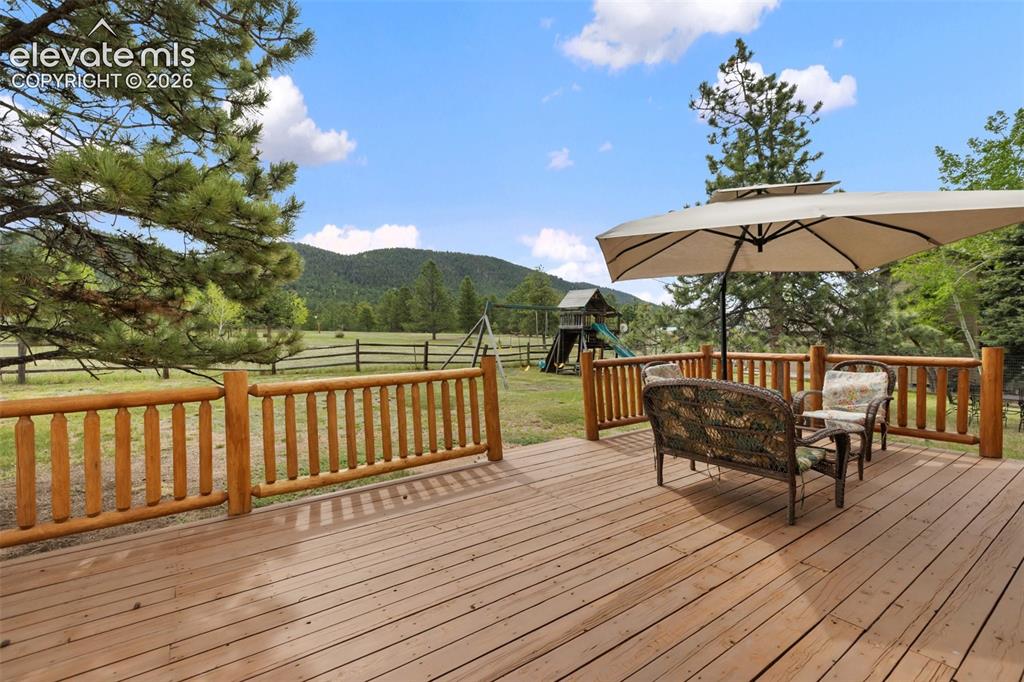 320 Crestwood Drive