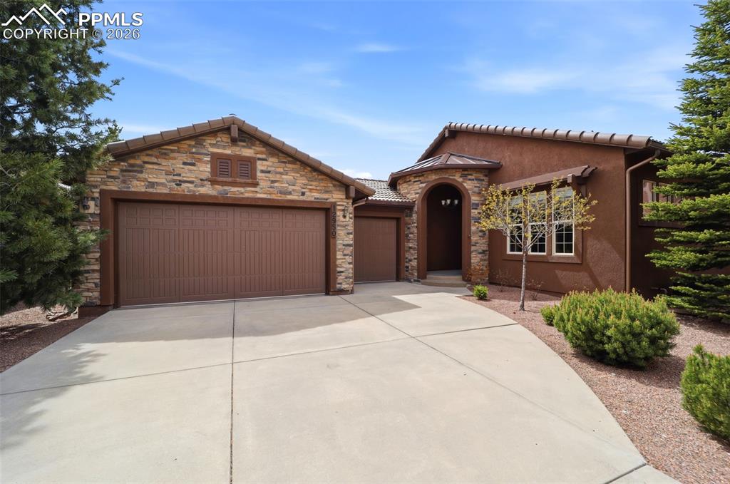 12950 Penfold Drive