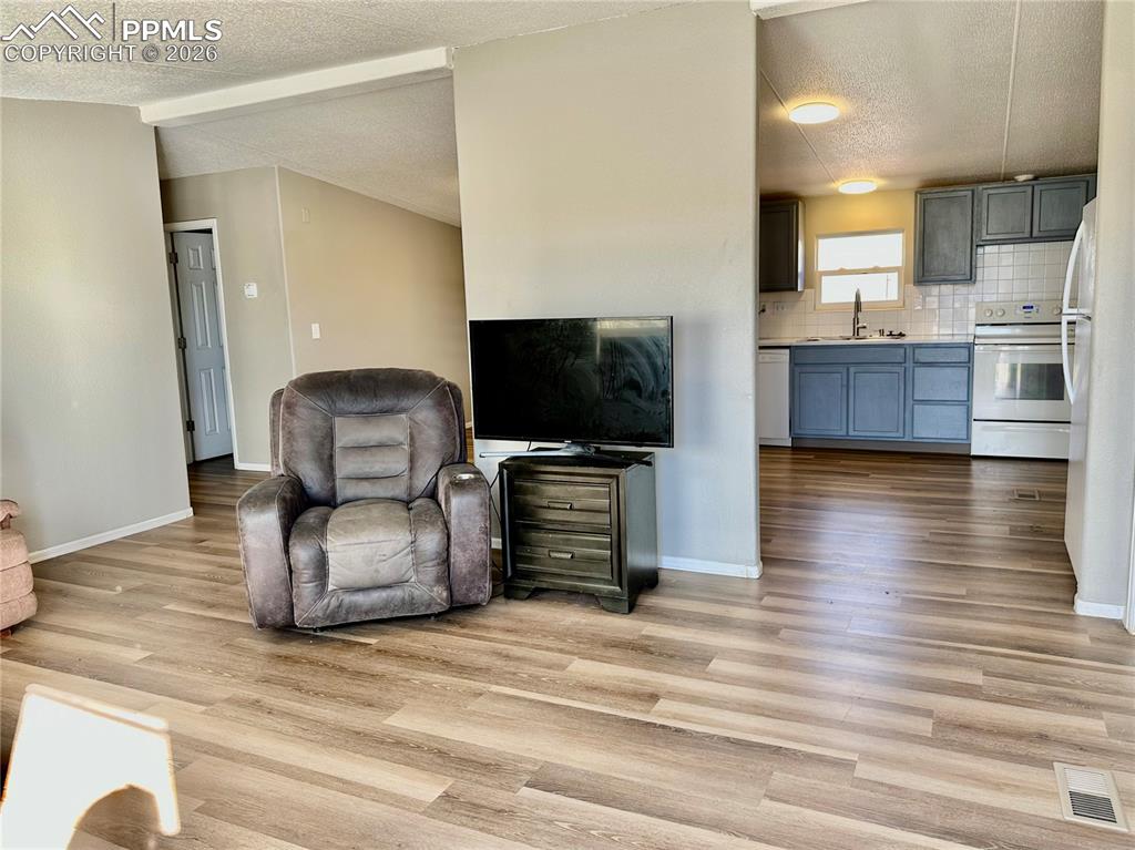 2501 9th Street