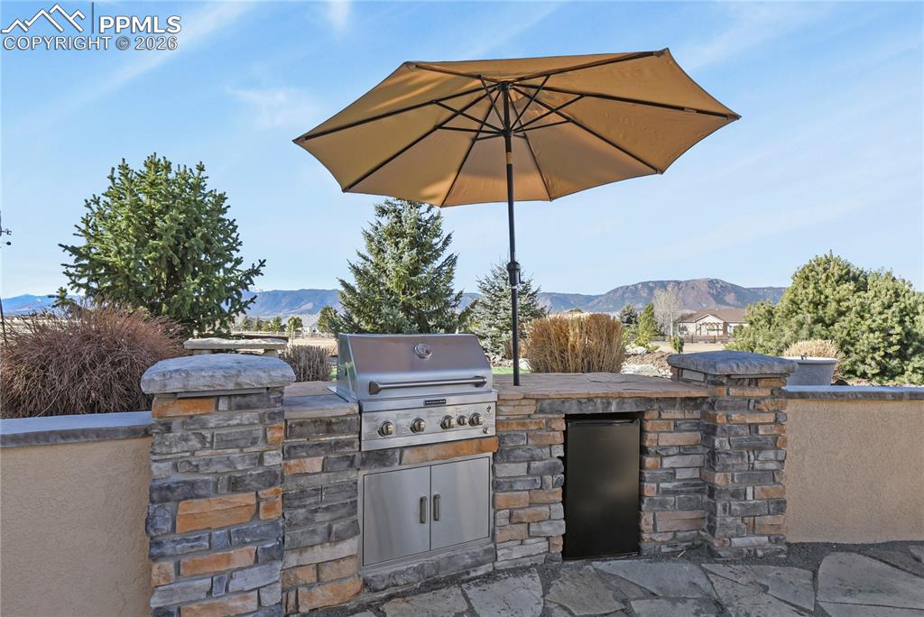 1009 Slate Way