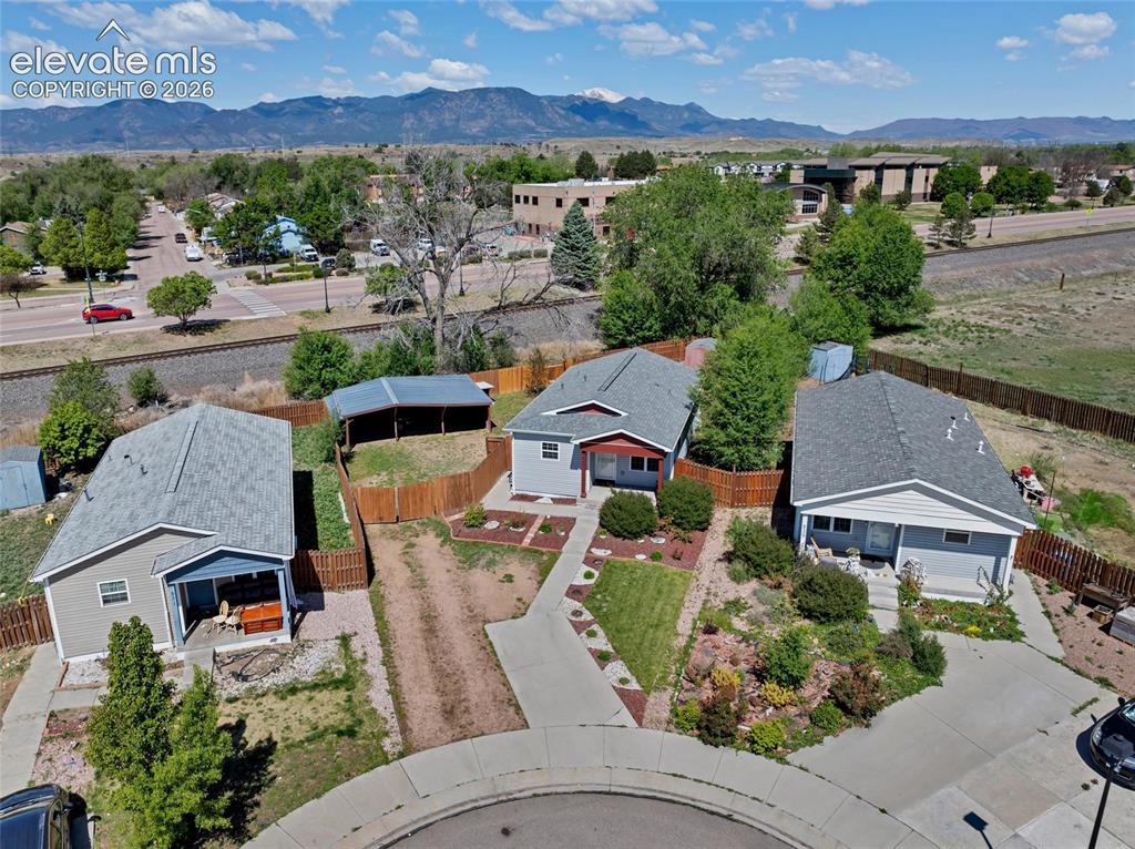 835 Bunting Avenue