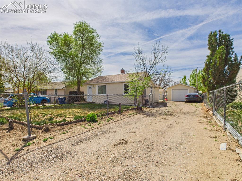 2006 E 14th Street