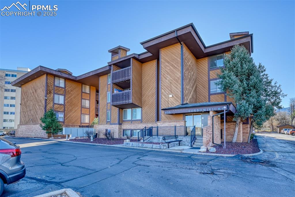 935 Saturn Drive 230