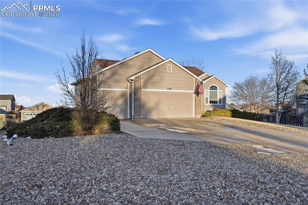 11260 Cressman Drive