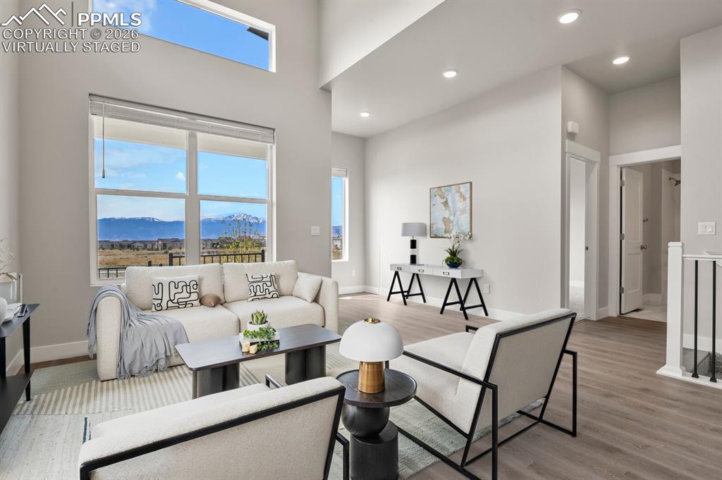 9420 Roseate View