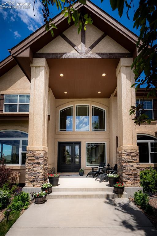 19735 Knights Crossing