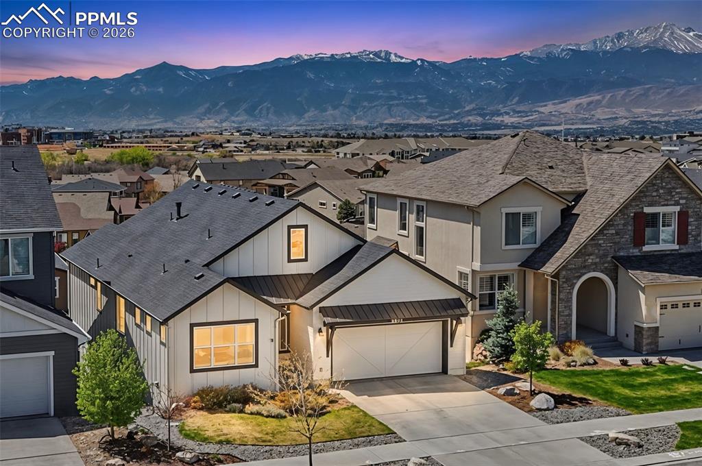 4561 Hanging Lake Circle